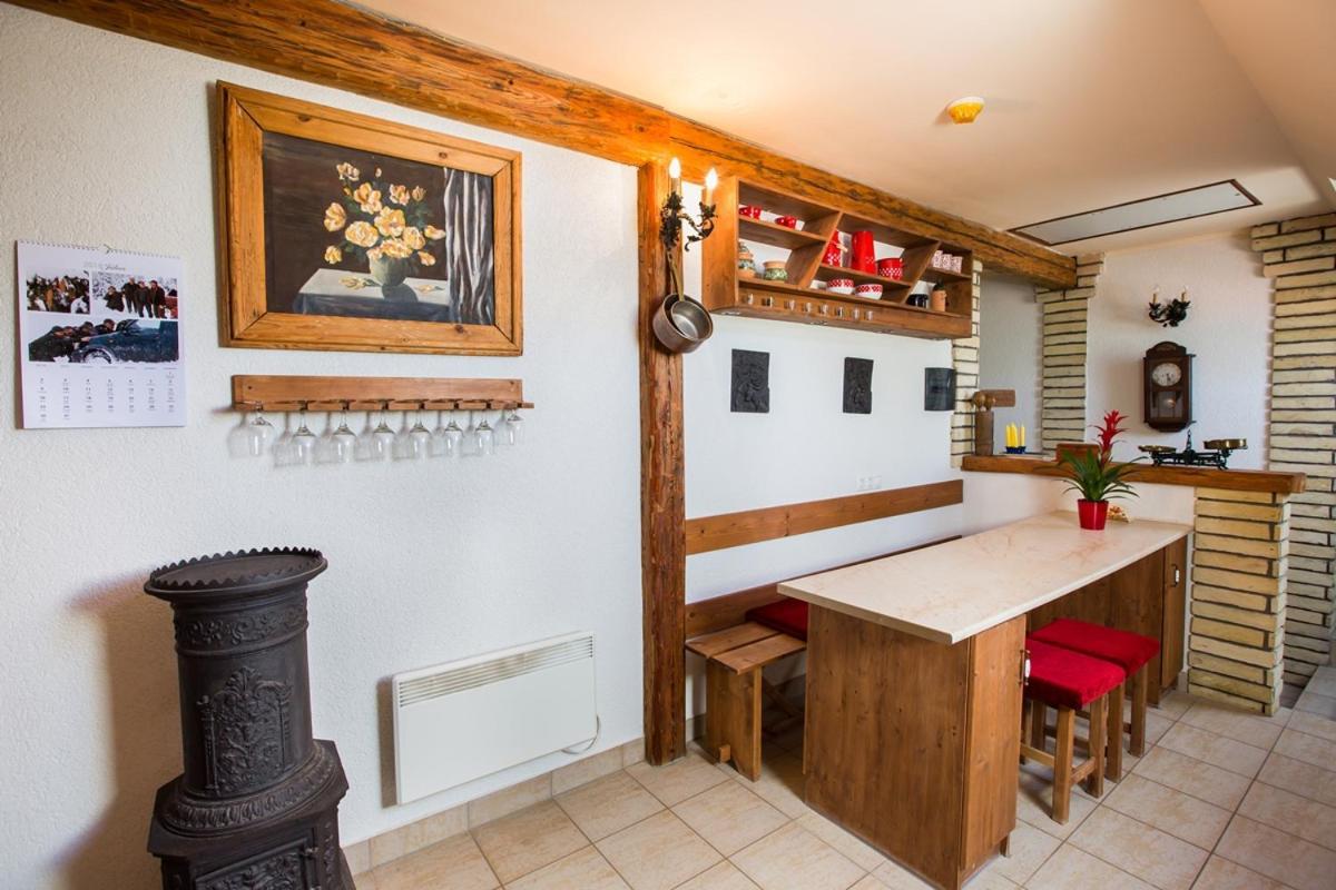 Bakony-Cinca Vendeghaz Otel Szentgál Dış mekan fotoğraf