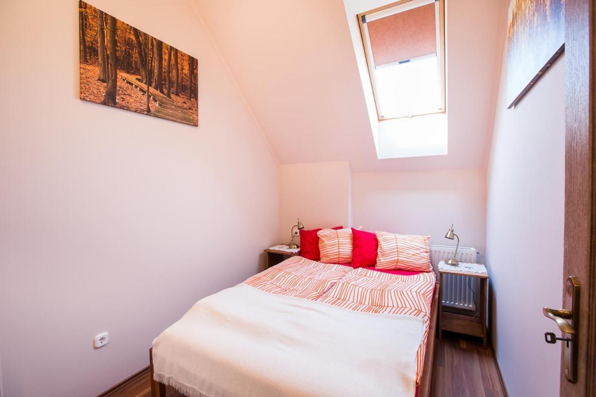 Bakony-Cinca Vendeghaz Otel Szentgál Dış mekan fotoğraf