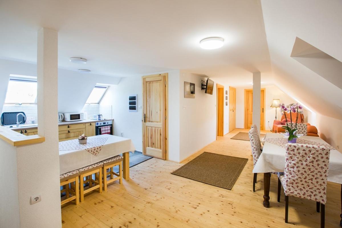 Bakony-Cinca Vendeghaz Otel Szentgál Dış mekan fotoğraf